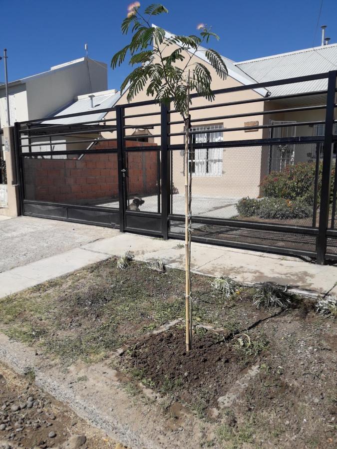 Habitacion Privada En La Casa De Thor Trelew Exterior foto